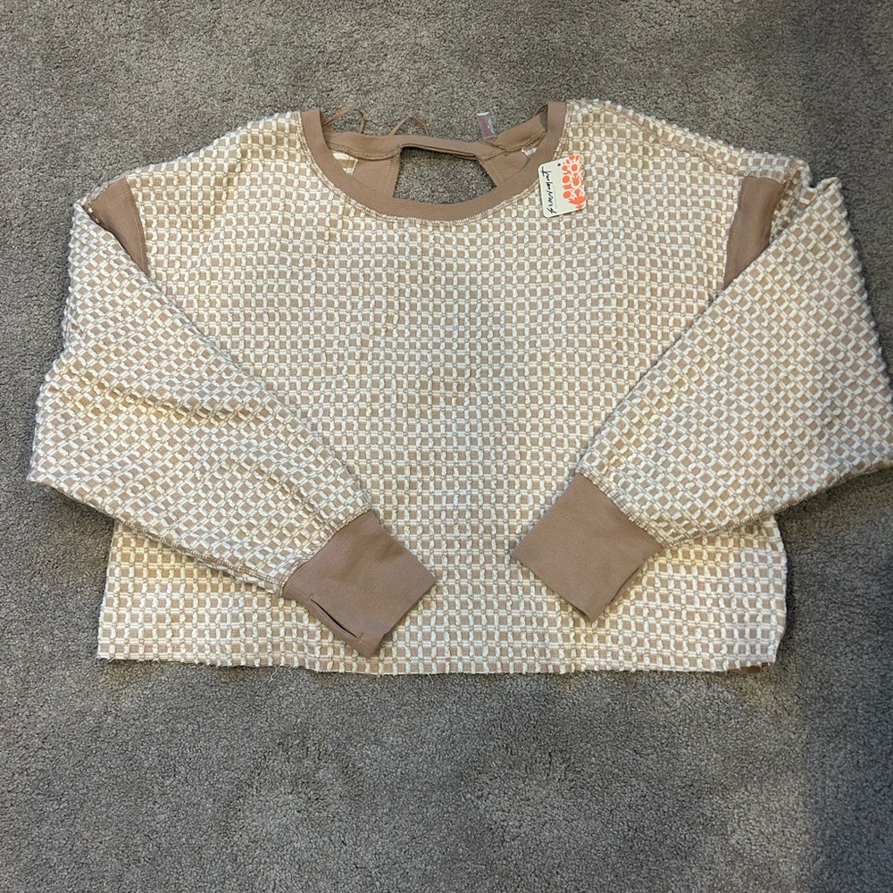 NWT -- FP movement - beige and white knit open back top - Size medium
